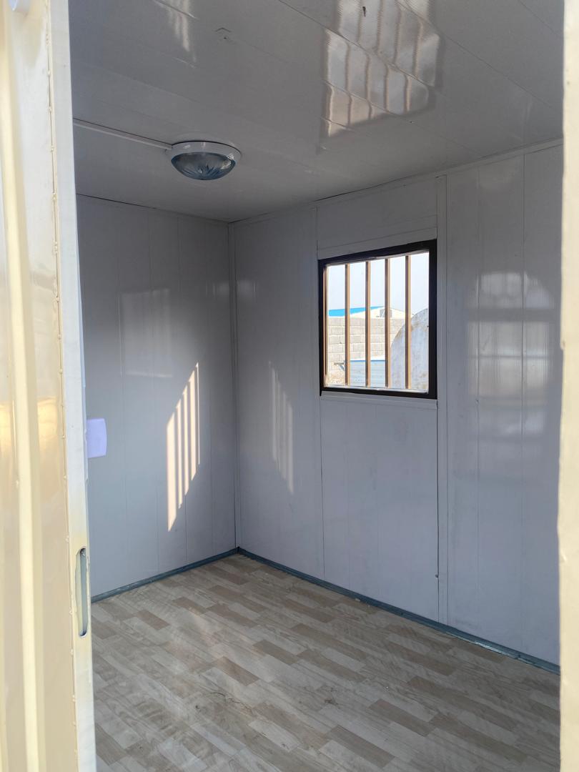 کانتینر فلزی اداری نوکان | دفتر کاری مدرن، سریع و حرفهای - تصویر 4